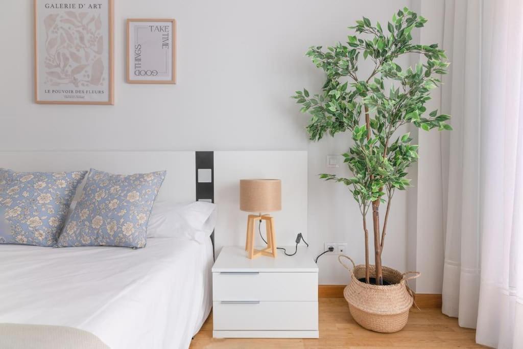 Apartamentos Melgarden - Castilla Suit 17 Santander Bagian luar foto